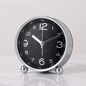 Retro Desk Clock - Staunton and Henry