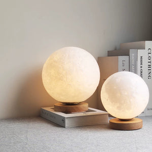 Luna Glow Moon Lamp - Staunton and Henry
